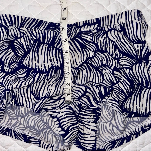 Lilly Pulitzer Women’s 2 Blue White Sonya Rayon House Of Nemo Shorts - Picture 9 of 9